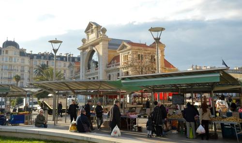 Photo de la place Libération à Nice dans le quartier Libération-Borriglione