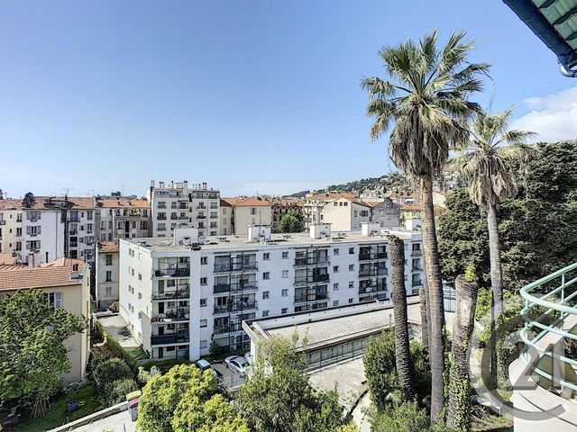 Appartement F6 à vendre - 6 pièces - 218.03 m2 - NICE - 06 - PROVENCE-ALPES-COTE-D-AZUR - Century 21 Maison De L'Immobilier Appartement F6 à vendre - 6 pièces - 218.03 m2 - NICE - 06 - PROVENCE-ALPES-COTE-D-AZUR - Century 21 Maison De L'Immobilier