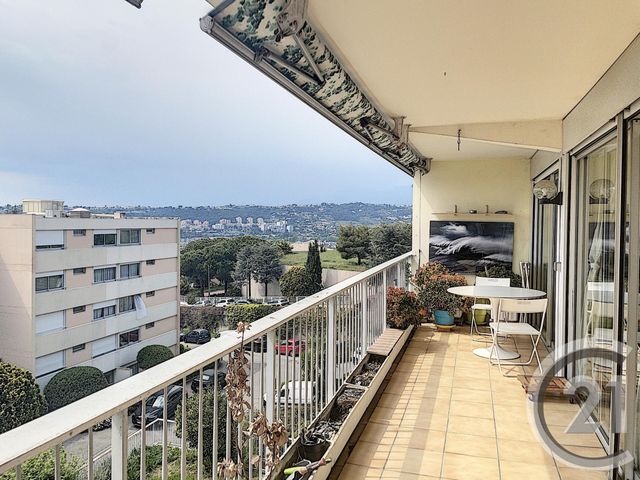 Appartement F3 à vendre - 4 pièces - 81.0 m2 - NICE - 06 - PROVENCE-ALPES-COTE-D-AZUR - Century 21 Maison De L'Immobilier Appartement F3 à vendre - 4 pièces - 81.0 m2 - NICE - 06 - PROVENCE-ALPES-COTE-D-AZUR - Century 21 Maison De L'Immobilier