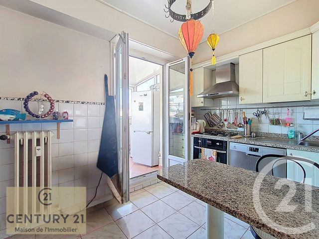 Appartement T2 à vendre - 2 pièces - 54.41 m2 - NICE - 06 - PROVENCE-ALPES-COTE-D-AZUR - Century 21 Maison De L'Immobilier