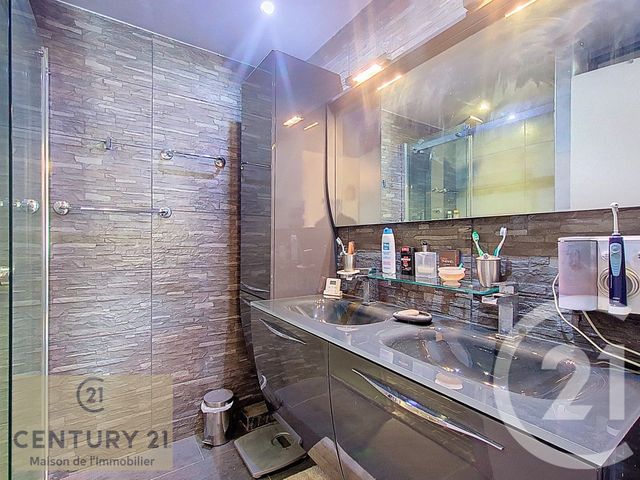 Appartement T2 à vendre - 2 pièces - 54.41 m2 - NICE - 06 - PROVENCE-ALPES-COTE-D-AZUR - Century 21 Maison De L'Immobilier