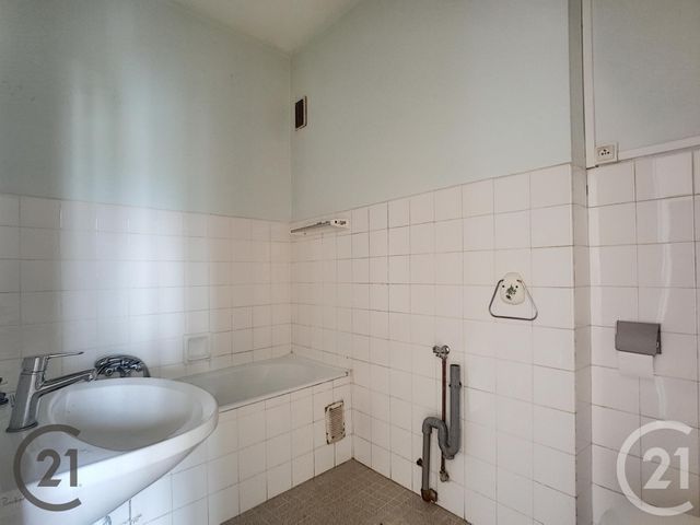 Afficher la photo en grand Appartement T1 à vendre - 1 pièce - 29.23 m2 - NICE - 06 - PROVENCE-ALPES-COTE-D-AZUR - Century 21 Maison De L'Immobilier