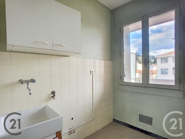 Afficher la photo en grand Appartement T1 à vendre - 1 pièce - 29.23 m2 - NICE - 06 - PROVENCE-ALPES-COTE-D-AZUR - Century 21 Maison De L'Immobilier