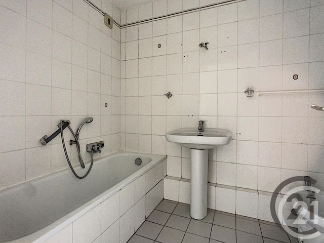 Afficher la photo en grand Appartement F3 à vendre - 3 pièces - 68.0 m2 - NICE - 06 - PROVENCE-ALPES-COTE-D-AZUR - Century 21 Maison De L'Immobilier