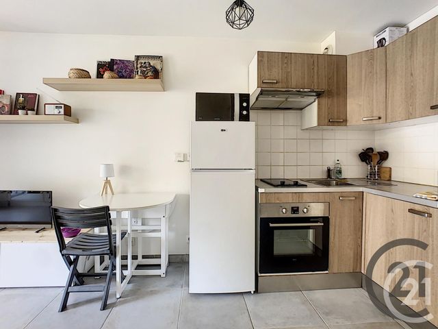 Afficher la photo en grand Appartement F1 à vendre - 1 pièce - 26.0 m2 - NICE - 06 - PROVENCE-ALPES-COTE-D-AZUR - Century 21 Maison De L'Immobilier