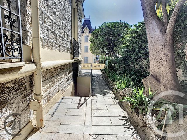 Appartement F3 à vendre - 3 pièces - 76.0 m2 - NICE - 06 - PROVENCE-ALPES-COTE-D-AZUR - Century 21 Maison De L'Immobilier Appartement F3 à vendre - 3 pièces - 76.0 m2 - NICE - 06 - PROVENCE-ALPES-COTE-D-AZUR - Century 21 Maison De L'Immobilier