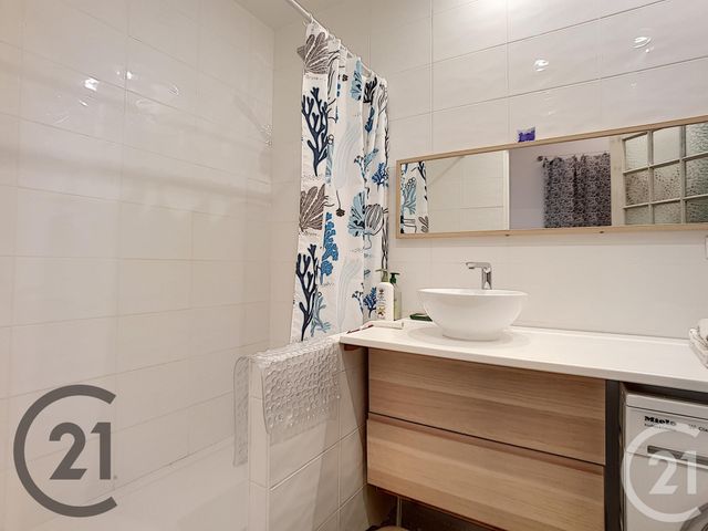Appartement T3 à vendre - 3 pièces - 76.73 m2 - NICE - 06 - PROVENCE-ALPES-COTE-D-AZUR - Century 21 Maison De L'Immobilier Appartement T3 à vendre - 3 pièces - 76.73 m2 - NICE - 06 - PROVENCE-ALPES-COTE-D-AZUR - Century 21 Maison De L'Immobilier