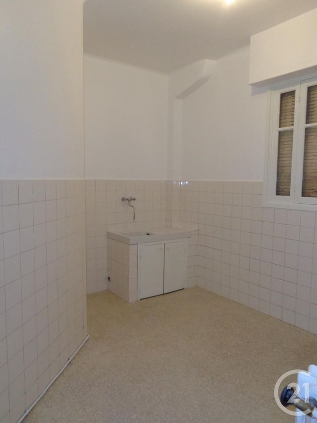 Appartement F2 à louer - 2 pièces - 40.0 m2 - NICE - 06 - PROVENCE-ALPES-COTE-D-AZUR - Century 21 Maison De L'Immobilier Appartement F2 à louer - 2 pièces - 40.0 m2 - NICE - 06 - PROVENCE-ALPES-COTE-D-AZUR - Century 21 Maison De L'Immobilier
