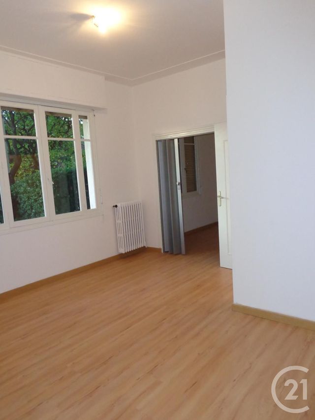 Appartement F2 à louer - 2 pièces - 40.0 m2 - NICE - 06 - PROVENCE-ALPES-COTE-D-AZUR - Century 21 Maison De L'Immobilier Appartement F2 à louer - 2 pièces - 40.0 m2 - NICE - 06 - PROVENCE-ALPES-COTE-D-AZUR - Century 21 Maison De L'Immobilier