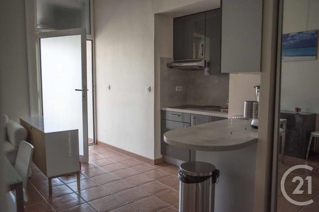 Appartement F2 à louer - 2 pièces - 30.0 m2 - NICE - 06 - PROVENCE-ALPES-COTE-D-AZUR - Century 21 Maison De L'Immobilier Appartement F2 à louer - 2 pièces - 30.0 m2 - NICE - 06 - PROVENCE-ALPES-COTE-D-AZUR - Century 21 Maison De L'Immobilier
