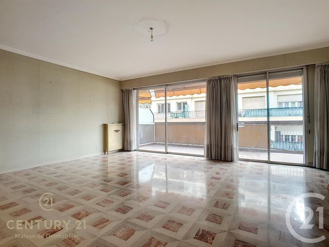 Appartement T4 à vendre - 4 pièces - 88.4 m2 - NICE - 06 - PROVENCE-ALPES-COTE-D-AZUR - Century 21 Maison De L'Immobilier Appartement T4 à vendre - 4 pièces - 88.4 m2 - NICE - 06 - PROVENCE-ALPES-COTE-D-AZUR - Century 21 Maison De L'Immobilier