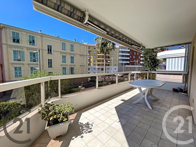 Afficher la photo en grand Appartement F4 à louer - 4 pièces - 102.0 m2 - NICE - 06 - PROVENCE-ALPES-COTE-D-AZUR - Century 21 Maison De L'Immobilier
