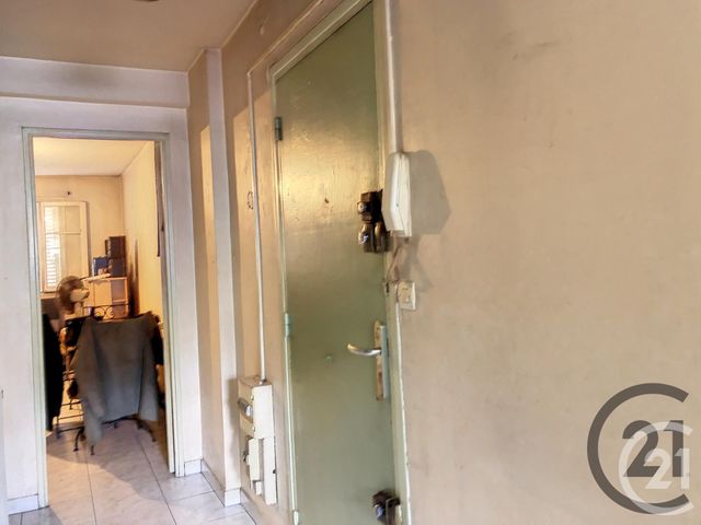 Appartement F1 à vendre - 1 pièce - 30.32 m2 - NICE - 06 - PROVENCE-ALPES-COTE-D-AZUR - Century 21 Maison De L'Immobilier