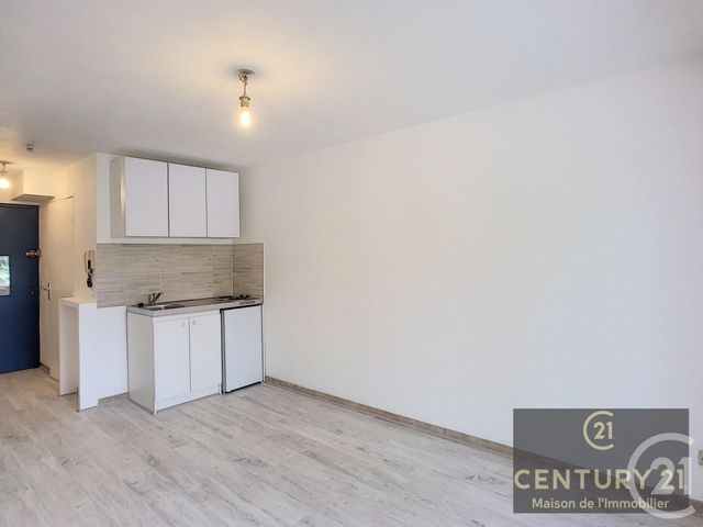 Appartement F1 à louer - 1 pièce - 21.0 m2 - NICE - 06 - PROVENCE-ALPES-COTE-D-AZUR - Century 21 Maison De L'Immobilier