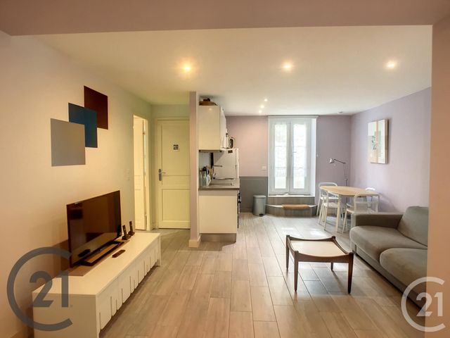 Appartement F2 à louer - 2 pièces - 39.0 m2 - NICE - 06 - PROVENCE-ALPES-COTE-D-AZUR - Century 21 Maison De L'Immobilier