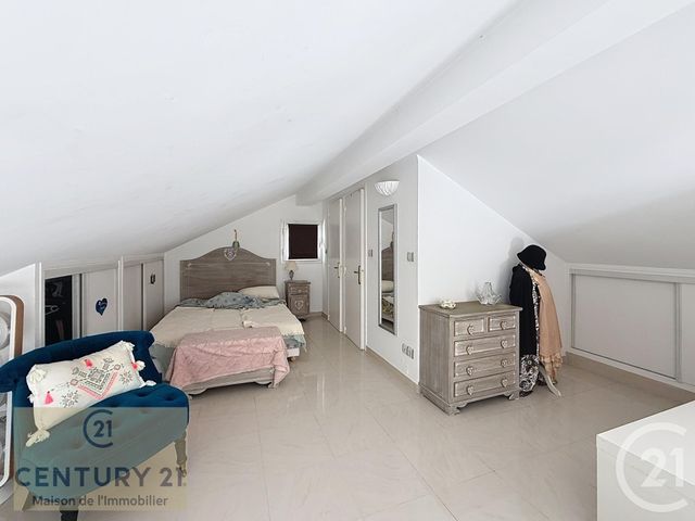 Afficher la photo en grand Appartement Duplex à vendre - 3 pièces - 72.02 m2 - NICE - 06 - PROVENCE-ALPES-COTE-D-AZUR - Century 21 Maison De L'Immobilier