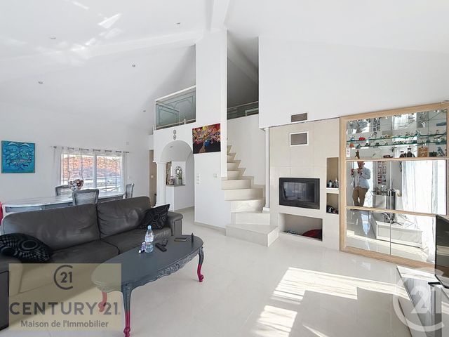 Afficher la photo en grand Appartement Duplex à vendre - 3 pièces - 72.02 m2 - NICE - 06 - PROVENCE-ALPES-COTE-D-AZUR - Century 21 Maison De L'Immobilier