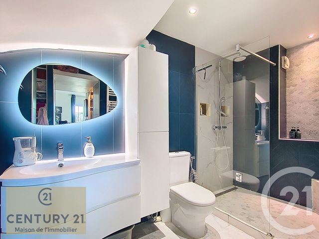 maison à vendre - 8 pièces - 180.05 m2 - NICE - 06 - PROVENCE-ALPES-COTE-D-AZUR - Century 21 Maison De L'Immobilier