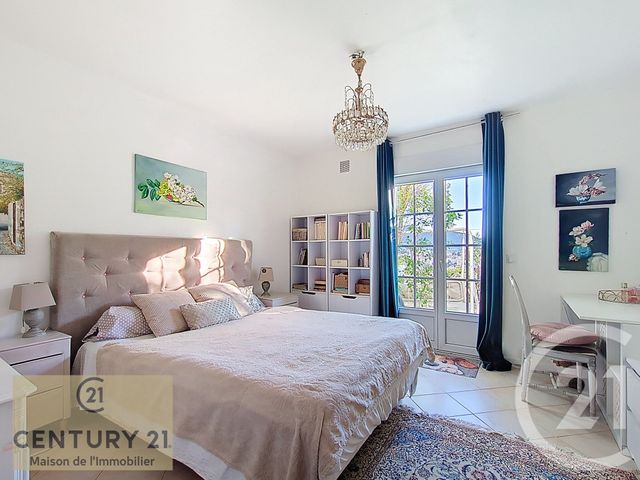 maison à vendre - 8 pièces - 180.05 m2 - NICE - 06 - PROVENCE-ALPES-COTE-D-AZUR - Century 21 Maison De L'Immobilier
