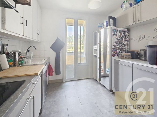 Afficher la photo en grand Appartement F3 à vendre - 3 pièces - 67.71 m2 - NICE - 06 - PROVENCE-ALPES-COTE-D-AZUR - Century 21 Maison De L'Immobilier