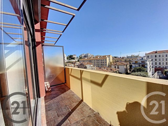 Appartement F2 à louer - 2 pièces - 47.0 m2 - NICE - 06 - PROVENCE-ALPES-COTE-D-AZUR - Century 21 Maison De L'Immobilier