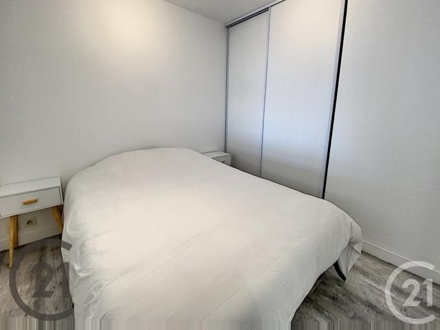 Appartement F2 à louer - 2 pièces - 47.0 m2 - NICE - 06 - PROVENCE-ALPES-COTE-D-AZUR - Century 21 Maison De L'Immobilier