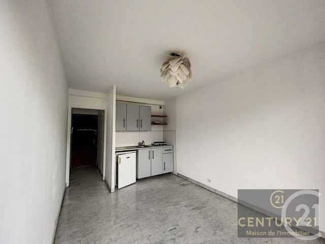 Appartement F1 à louer - 1 pièce - 20.0 m2 - NICE - 06 - PROVENCE-ALPES-COTE-D-AZUR - Century 21 Maison De L'Immobilier