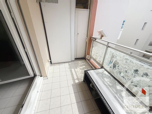Afficher la photo en grand Appartement F2 à vendre - 2 pièces - 50.11 m2 - NICE - 06 - PROVENCE-ALPES-COTE-D-AZUR - Century 21 Maison De L'Immobilier