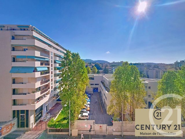 Appartement F3 à vendre - 3 pièces - 68.04 m2 - NICE - 06 - PROVENCE-ALPES-COTE-D-AZUR - Century 21 Maison De L'Immobilier