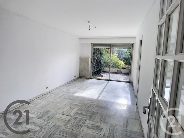 Appartement F1 à louer - 1 pièce - 38.0 m2 - NICE - 06 - PROVENCE-ALPES-COTE-D-AZUR - Century 21 Maison De L'Immobilier
