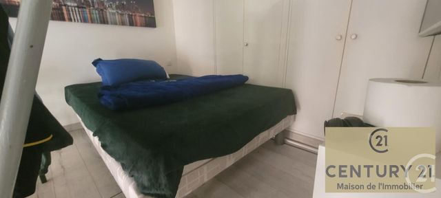 Appartement Duplex à vendre - 2 pièces - 18.7 m2 - NICE - 06 - PROVENCE-ALPES-COTE-D-AZUR - Century 21 Maison De L'Immobilier