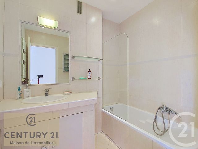 Appartement F2 à vendre - 2 pièces - 36.0 m2 - NICE - 06 - PROVENCE-ALPES-COTE-D-AZUR - Century 21 Maison De L'Immobilier