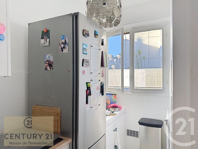 Appartement Studio à vendre - 1 pièce - 27.68 m2 - NICE - 06 - PROVENCE-ALPES-COTE-D-AZUR - Century 21 Maison De L'Immobilier