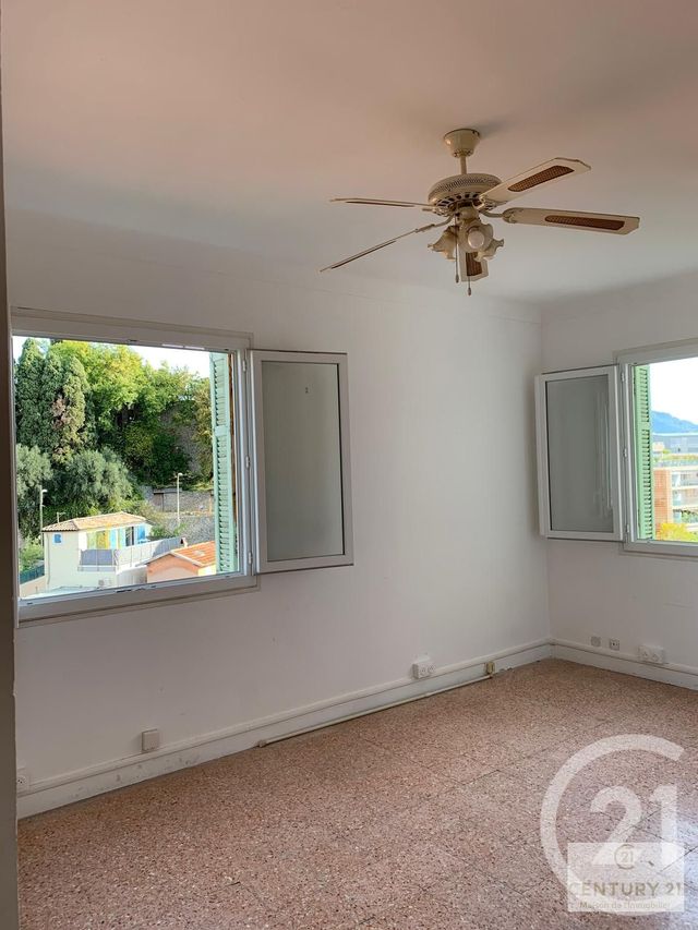 Appartement F1 à louer - 1 pièce - 31.04 m2 - NICE - 06 - PROVENCE-ALPES-COTE-D-AZUR - Century 21 Maison De L'Immobilier