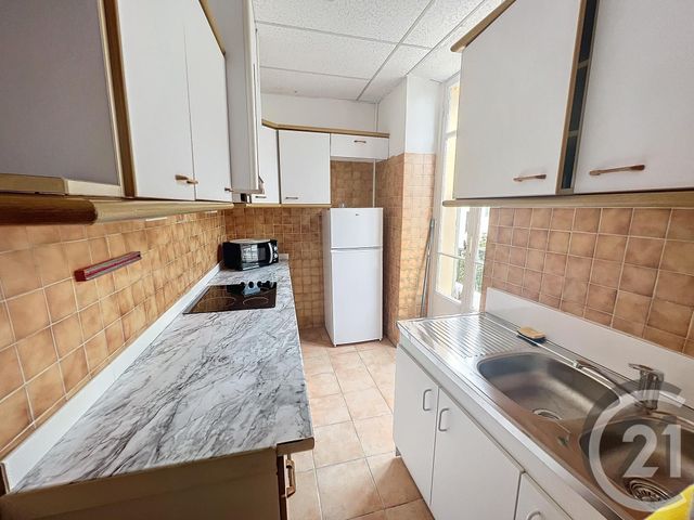 Appartement F3 à louer - 3 pièces - 48.0 m2 - NICE - 06 - PROVENCE-ALPES-COTE-D-AZUR - Century 21 Maison De L'Immobilier