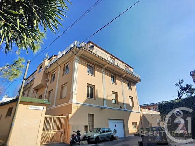 Appartement F2 à louer - 2 pièces - 32.0 m2 - NICE - 06 - PROVENCE-ALPES-COTE-D-AZUR - Century 21 Maison De L'Immobilier