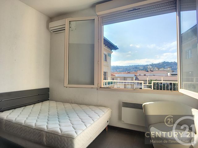 Appartement F2 à louer - 2 pièces - 32.0 m2 - NICE - 06 - PROVENCE-ALPES-COTE-D-AZUR - Century 21 Maison De L'Immobilier