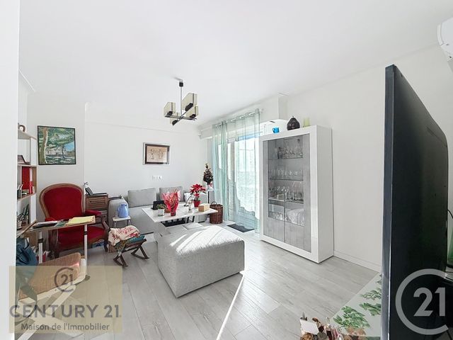 Appartement F3 à vendre - 3 pièces - 69.04 m2 - NICE - 06 - PROVENCE-ALPES-COTE-D-AZUR - Century 21 Maison De L'Immobilier