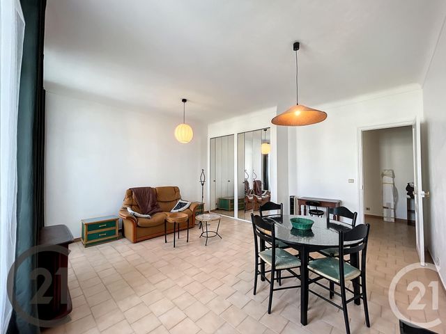 Appartement F2 à louer - 2 pièces - 56.0 m2 - NICE - 06 - PROVENCE-ALPES-COTE-D-AZUR - Century 21 Maison De L'Immobilier