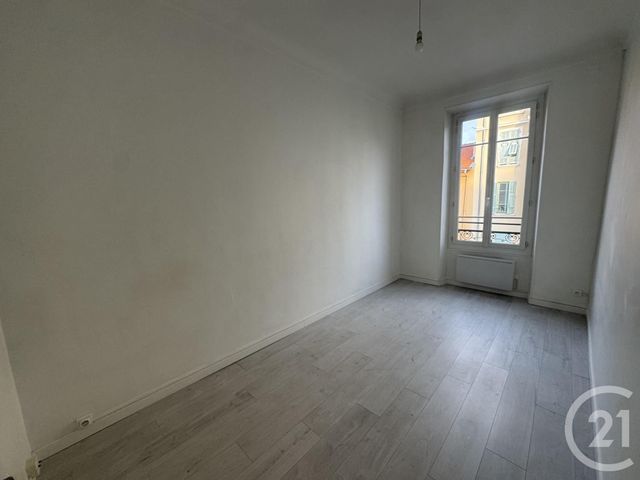 Appartement F2 à louer - 2 pièces - 34.0 m2 - NICE - 06 - PROVENCE-ALPES-COTE-D-AZUR - Century 21 Maison De L'Immobilier