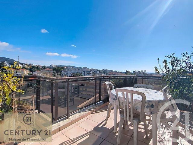 Appartement T4 à vendre - 4 pièces - 94.27 m2 - NICE - 06 - PROVENCE-ALPES-COTE-D-AZUR - Century 21 Maison De L'Immobilier