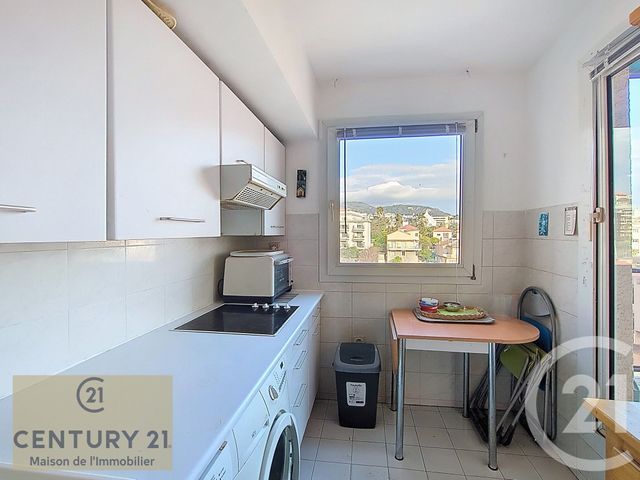 Appartement T2 à vendre - 2 pièces - 55.95 m2 - NICE - 06 - PROVENCE-ALPES-COTE-D-AZUR - Century 21 Maison De L'Immobilier