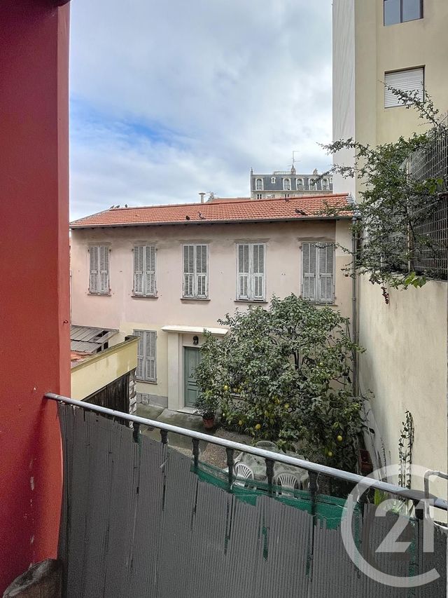 Appartement à louer - 2 pièces - 35.0 m2 - NICE - 06 - PROVENCE-ALPES-COTE-D-AZUR - Century 21 Maison De L'Immobilier