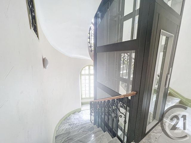 Appartement F2 à louer - 2 pièces - 38.22 m2 - NICE - 06 - PROVENCE-ALPES-COTE-D-AZUR - Century 21 Maison De L'Immobilier