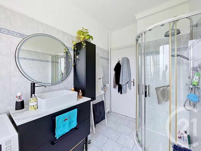 Appartement T3 à vendre - 3 pièces - 91.58 m2 - NICE - 06 - PROVENCE-ALPES-COTE-D-AZUR - Century 21 Maison De L'Immobilier