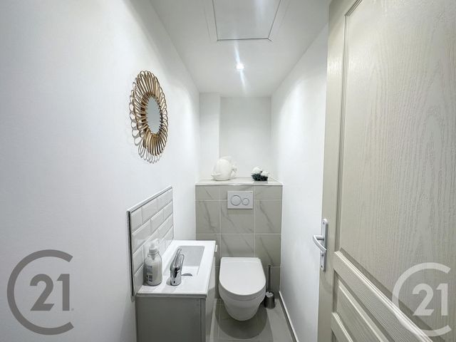 Appartement F3 à louer - 3 pièces - 74.0 m2 - NICE - 06 - PROVENCE-ALPES-COTE-D-AZUR - Century 21 Maison De L'Immobilier