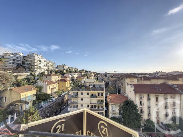 Appartement F3 à louer - 3 pièces - 55.0 m2 - NICE - 06 - PROVENCE-ALPES-COTE-D-AZUR - Century 21 Maison De L'Immobilier