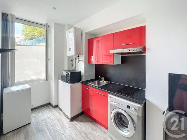 Appartement F1 à louer - 1 pièce - 13.7 m2 - NICE - 06 - PROVENCE-ALPES-COTE-D-AZUR - Century 21 Maison De L'Immobilier