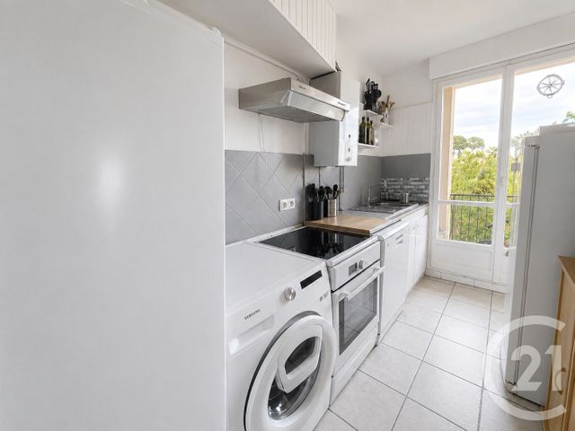 Appartement T3 à vendre - 3 pièces - 53.13 m2 - NICE - 06 - PROVENCE-ALPES-COTE-D-AZUR - Century 21 Maison De L'Immobilier