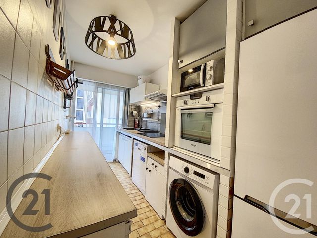 Appartement F3 à louer - 3 pièces - 78.0 m2 - NICE - 06 - PROVENCE-ALPES-COTE-D-AZUR - Century 21 Maison De L'Immobilier